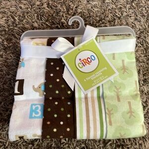 NWT set of receiving blankets